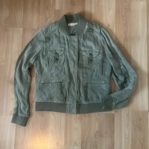 Olive Green Women's Bomber Jacket - Picture 4 of 16